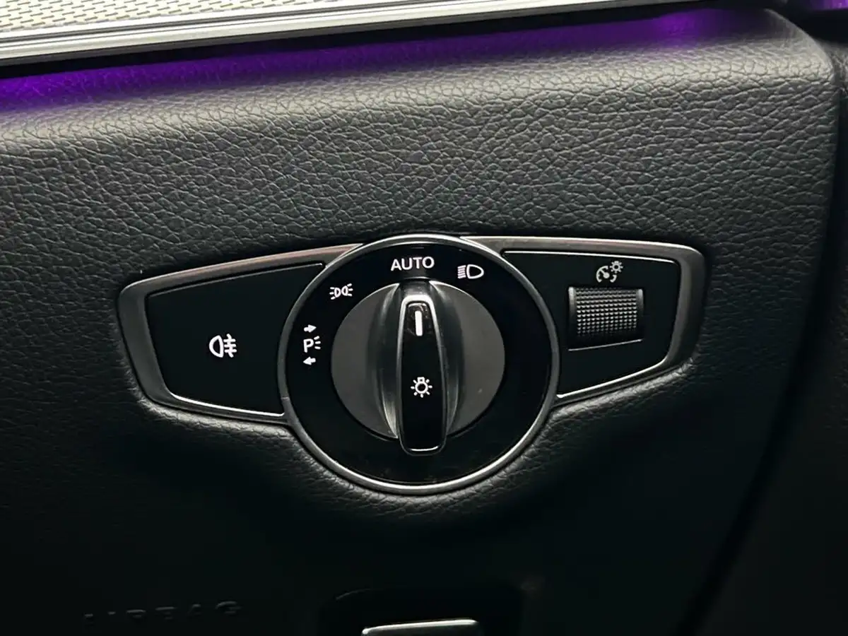 2019-mercedes-benz-e-class-20-e200-se-estate-5d-big-34