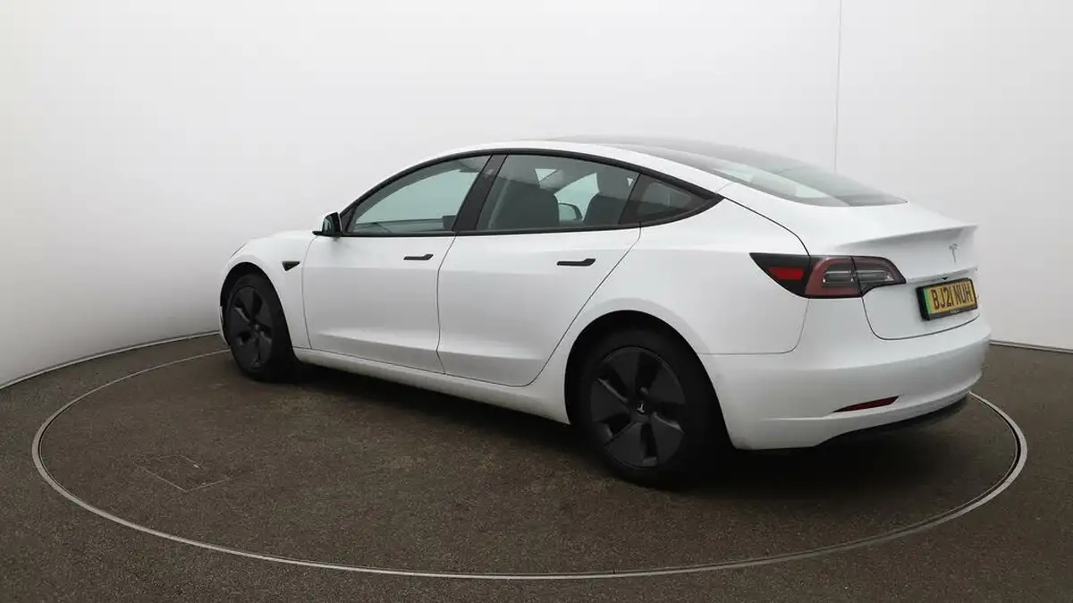 2021-tesla-model-3-e-long-range-4x4-big-61