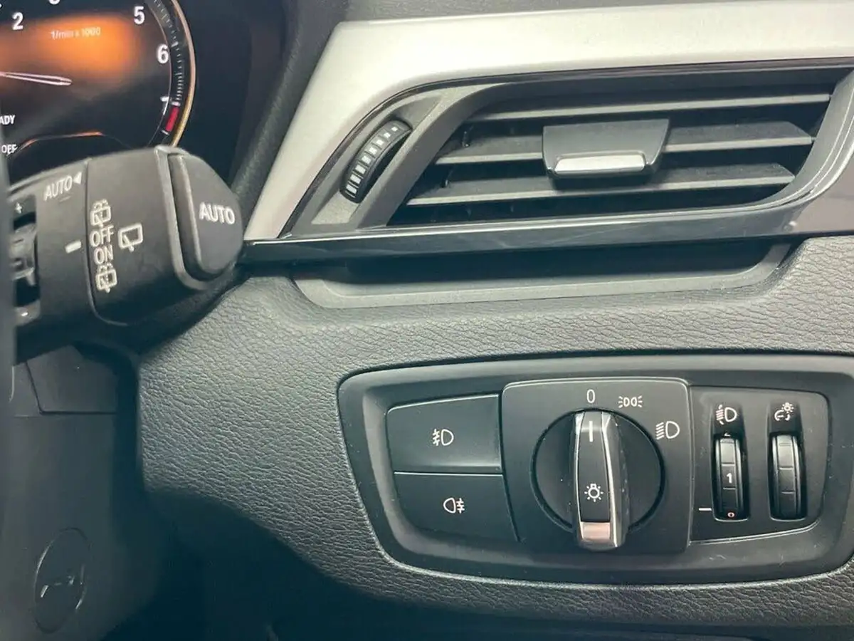 2018-bmw-x1-15-sdrive-18i-se-134bhp-big-43