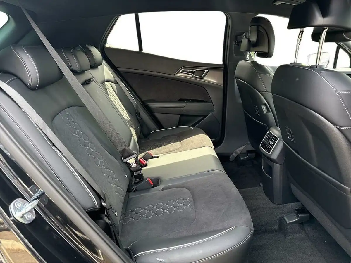 2024-kia-sportage-16-t-gdi-gt-line-148bhp-big-7