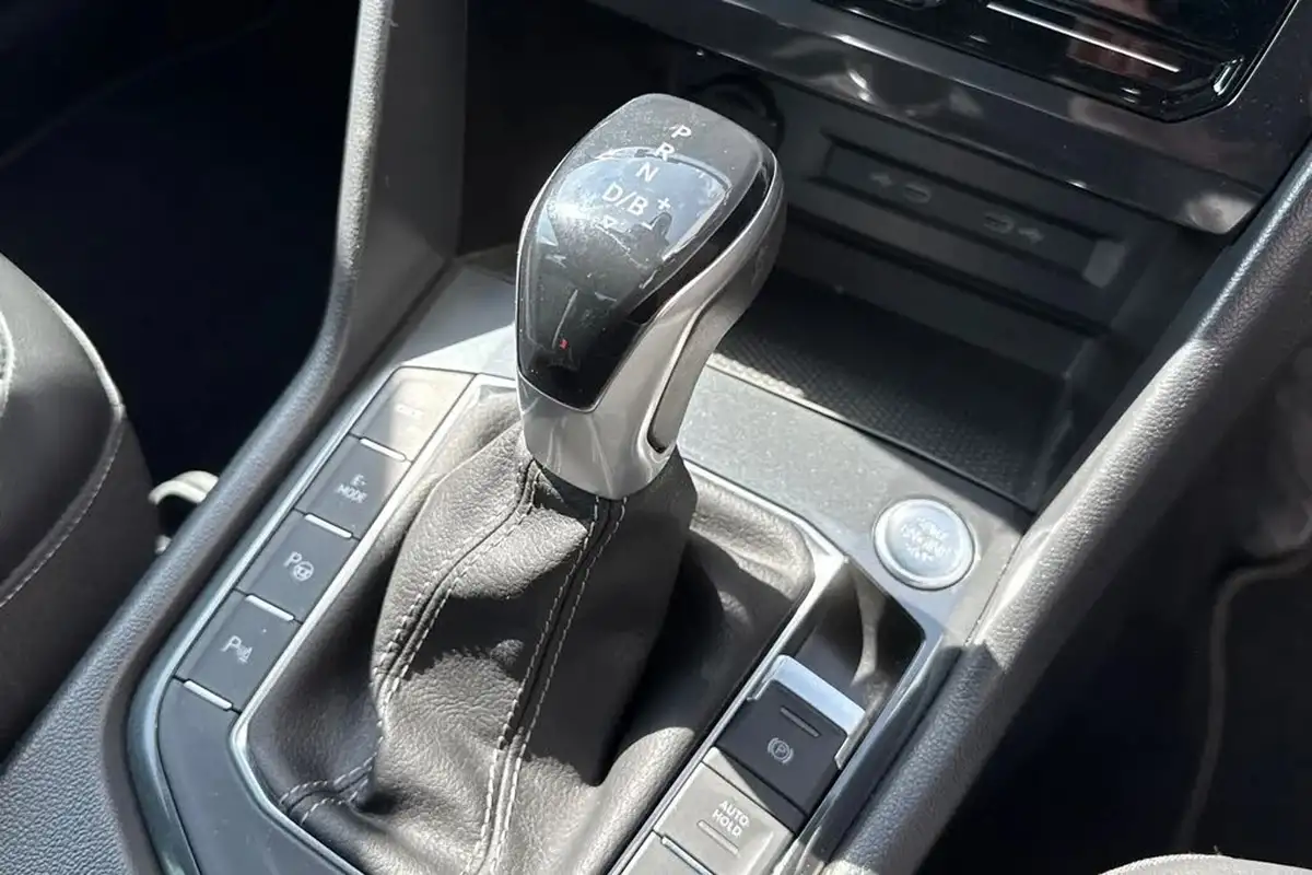 2021-volkswagen-tiguan-14-tsi-r-line-big-22