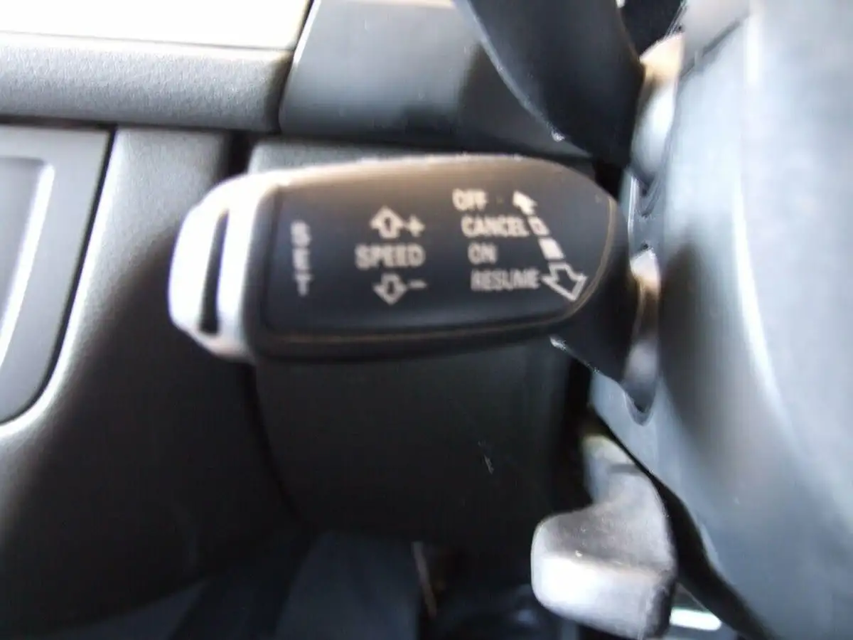 2015-audi-a6-avant-30tdi-quattro-s-line-272ps-big-52