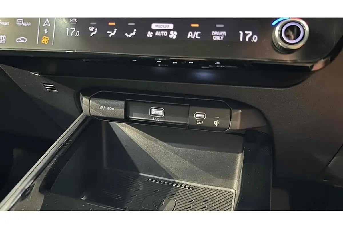 2022-kia-e-niro-ev-3-big-43