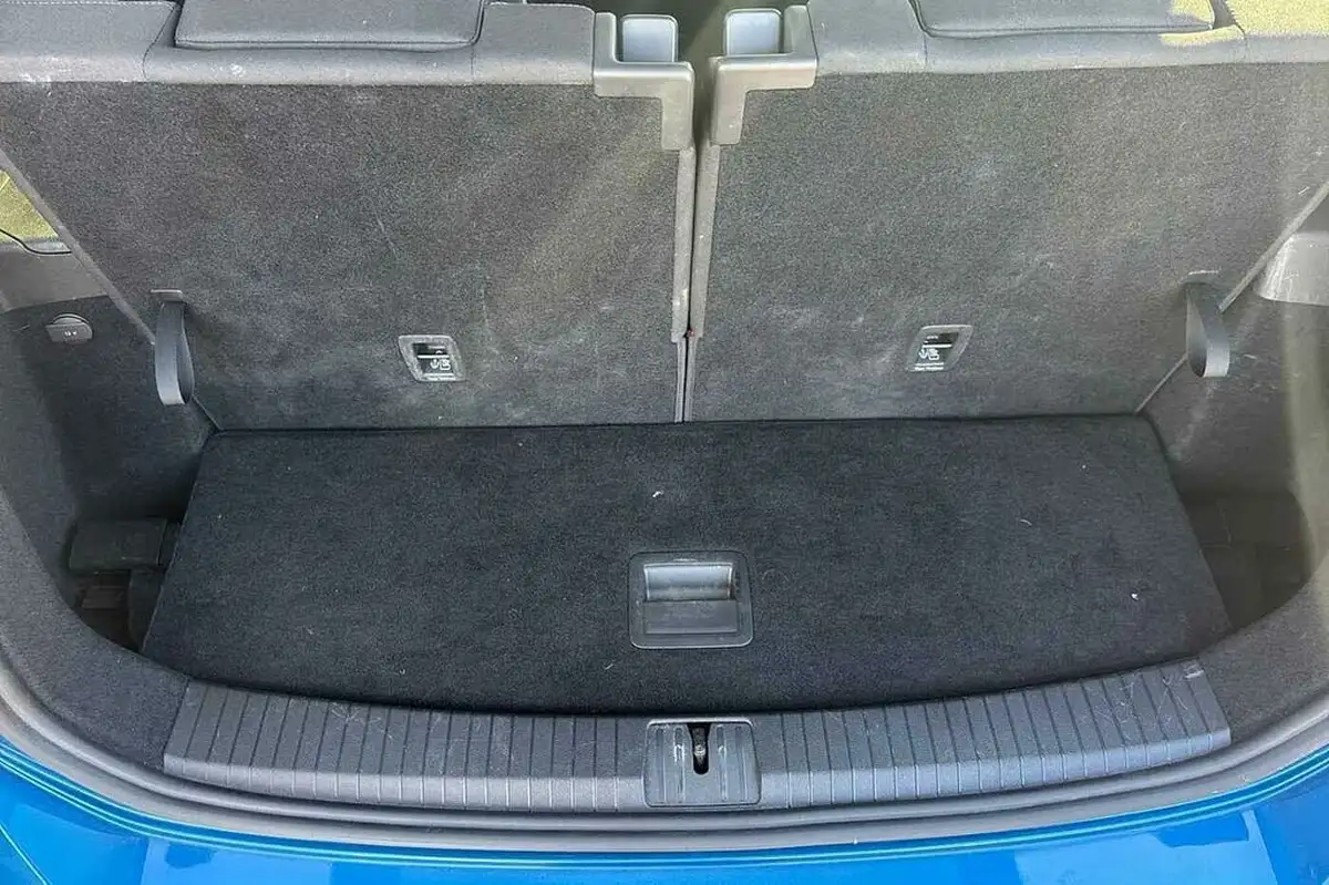 2021-volkswagen-touran-15-tsi-se-family-dsg-big-10