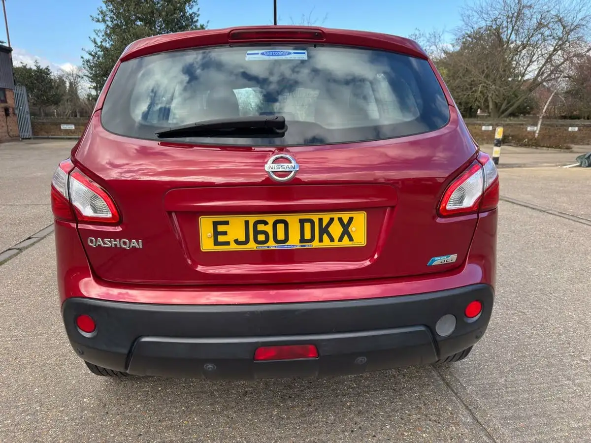 2010-nissan-qashqai-15td-acenta-big-21