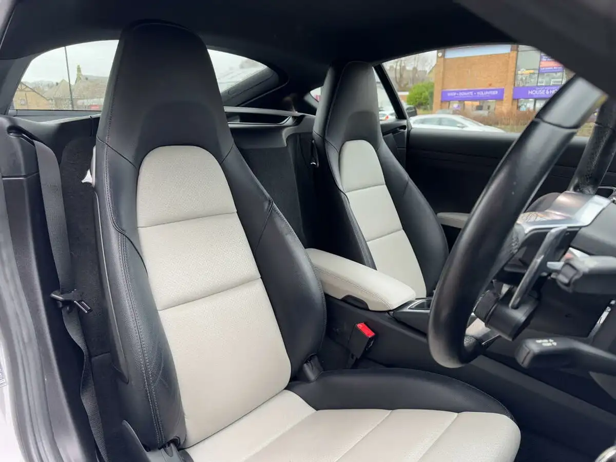 2019-porsche-cayman-718-20-cayman-pdk-big-13