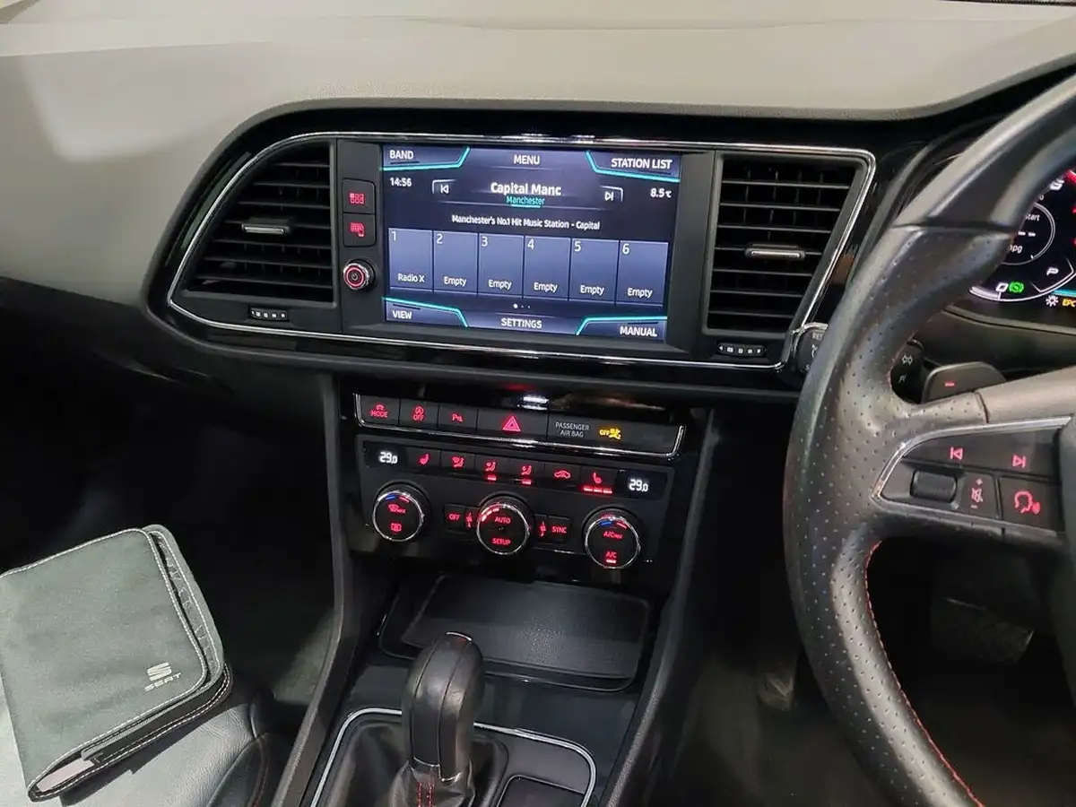 2018-seat-leon-20-tsi-fr-sport-estate-big-12