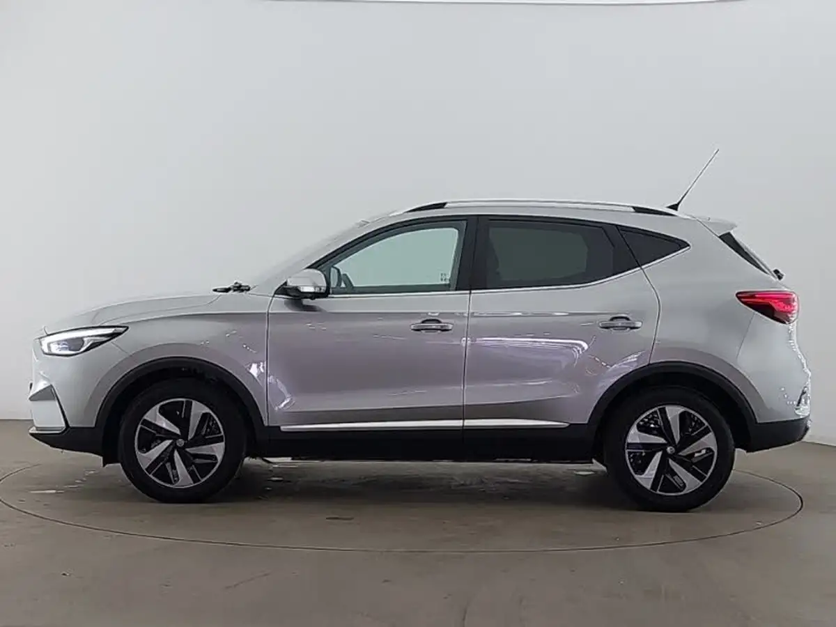 2025-mg-zs-suv-e-trophy-connect-ev-176ps-big-3