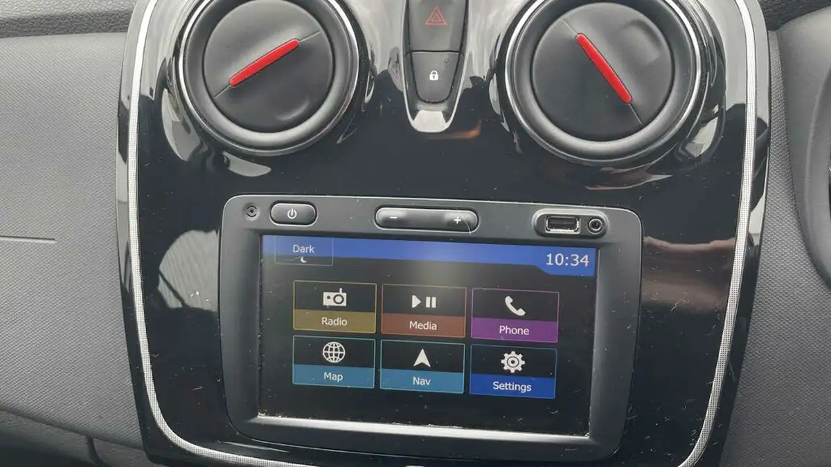 2019-dacia-sandero-stepway-09-tce-techroad-big-20