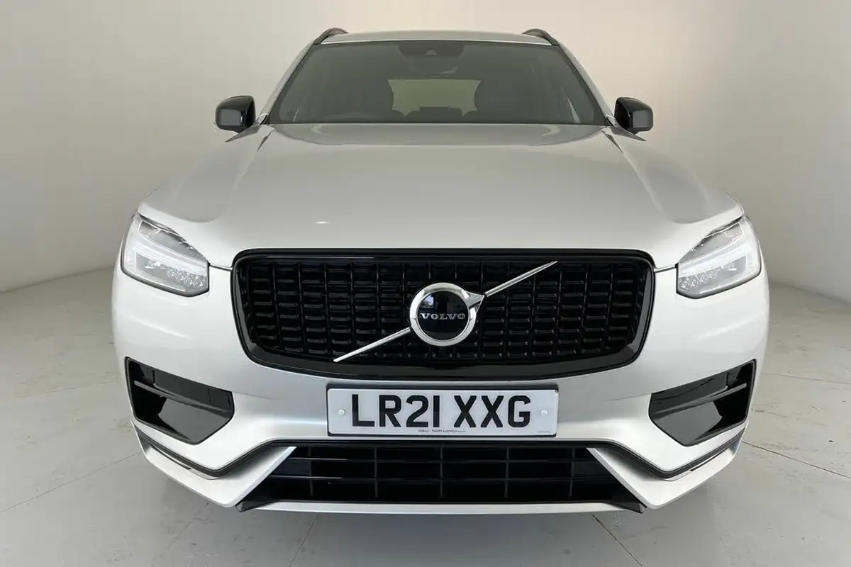2021-volvo-xc90-20td-b5-r-design-big-24