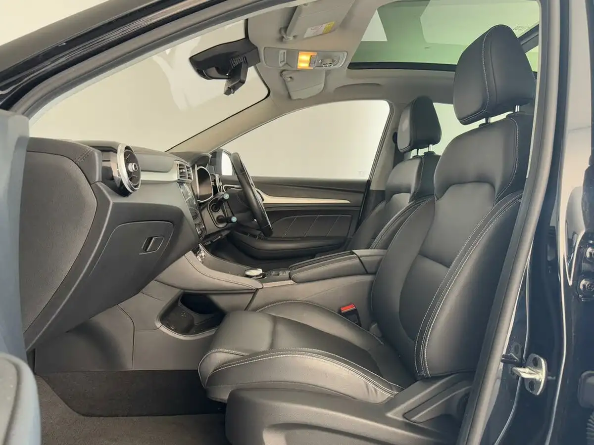 2021-mg-zs-suv-e-exclusive-ev-big-49