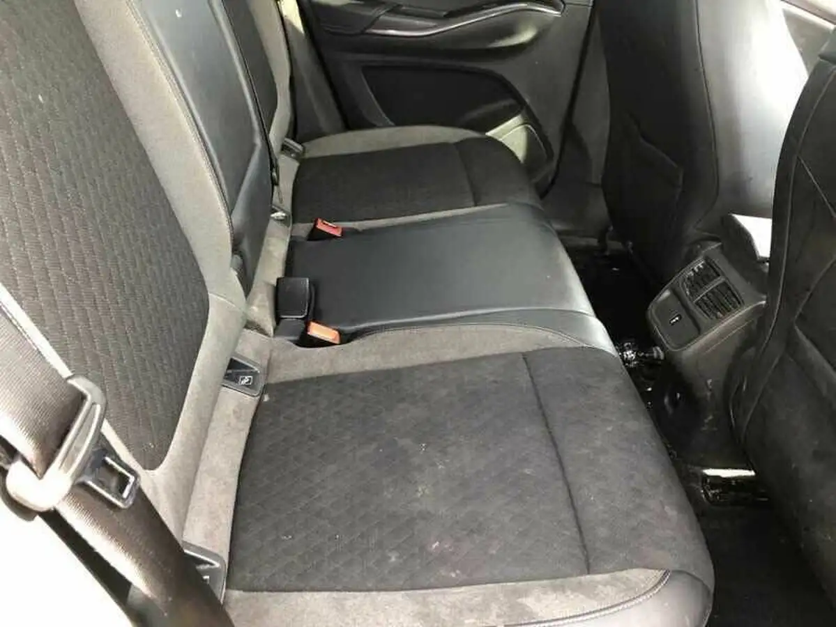 2021-vauxhall-grandland-x-12-sri-nav-big-5