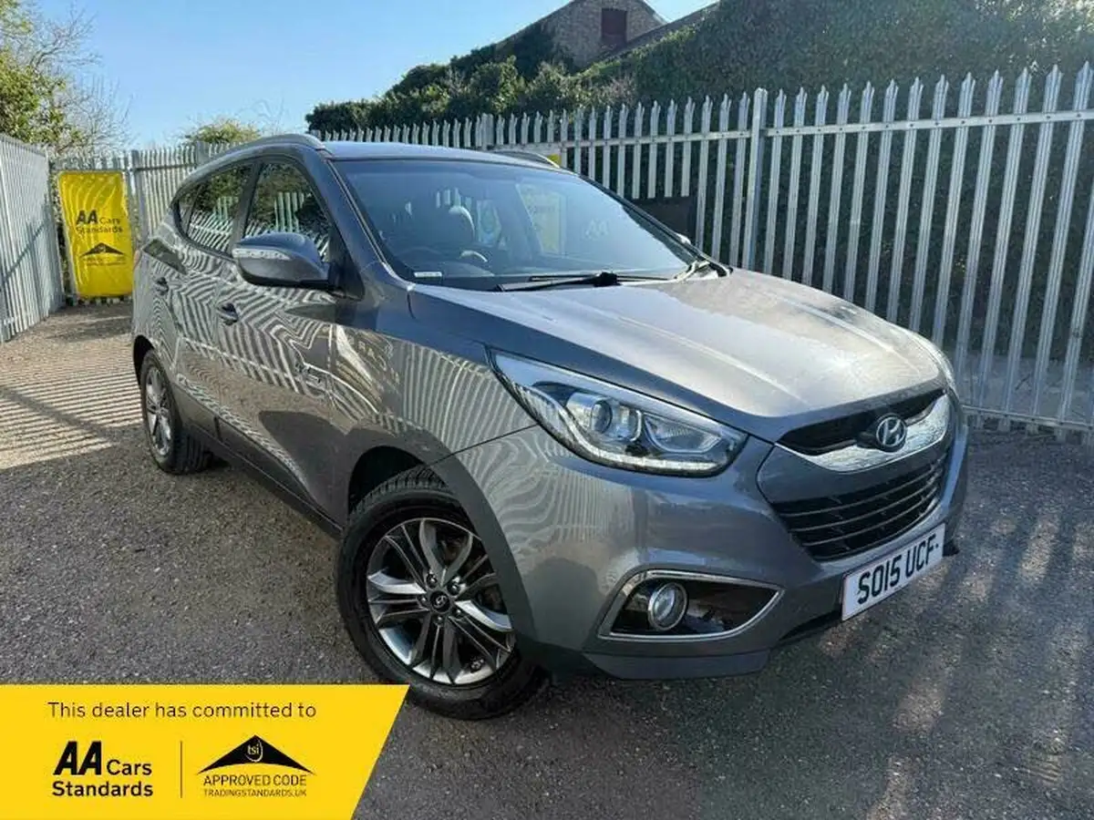 2015-hyundai-ix35-16-se-blue-drive-isg-big-0