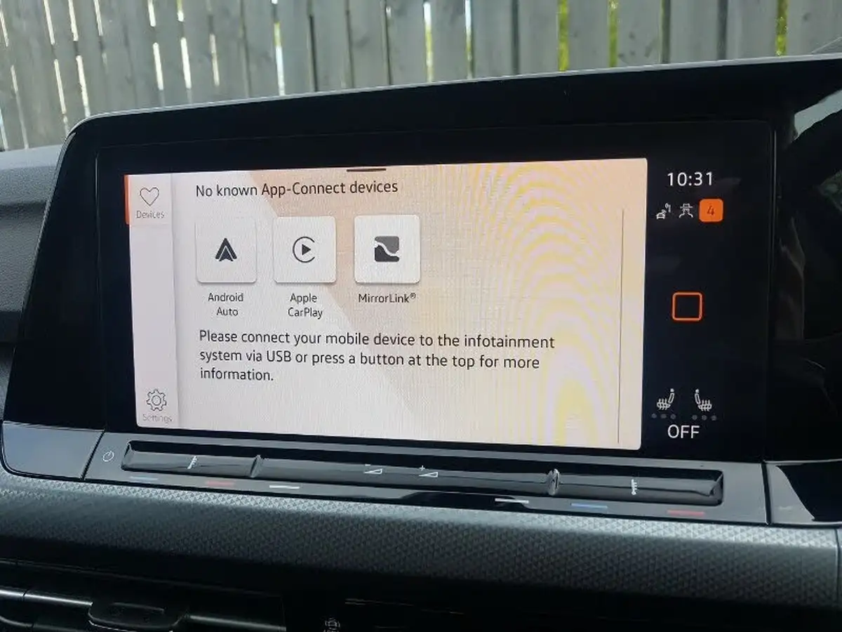 2021-volkswagen-golf-15-tsi-active-150ps-big-15