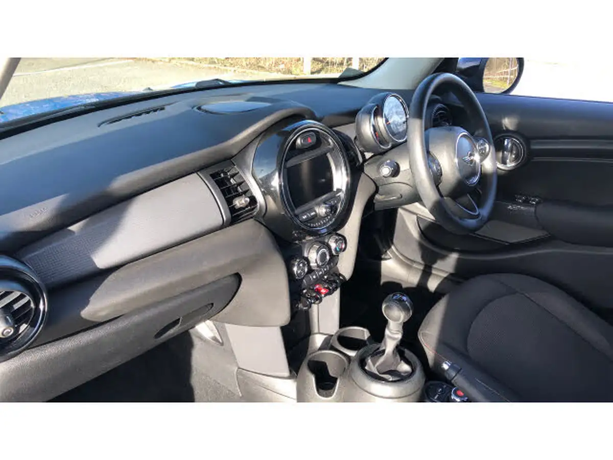 2018-mini-cooper-15-cooper-series-ii-ss-hatchback-5d-big-8