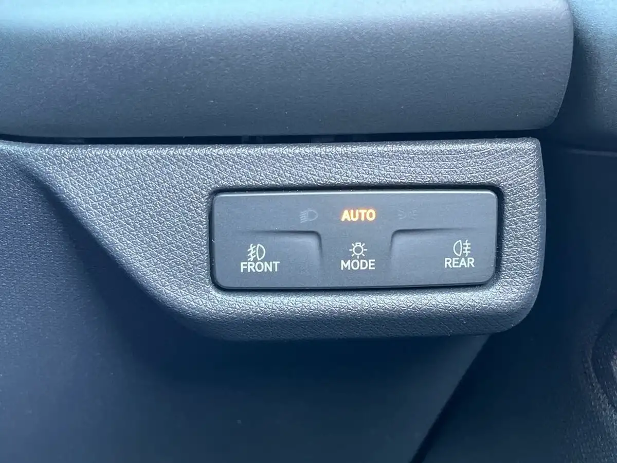 2025-cupra-terramar-15-e-hybrid-vz-first-edition-big-33