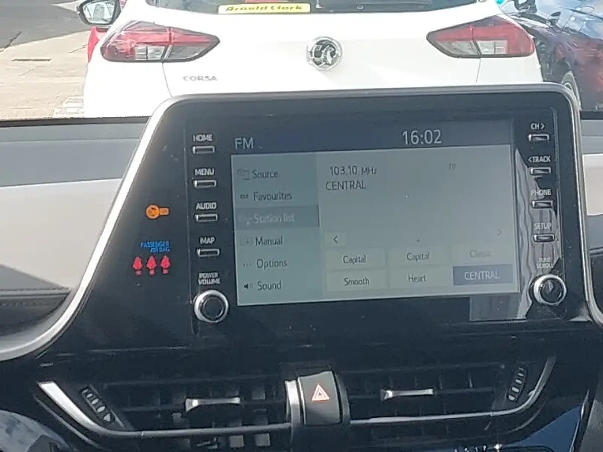 2021-toyota-c-hr-20-vvt-i-excel-big-9