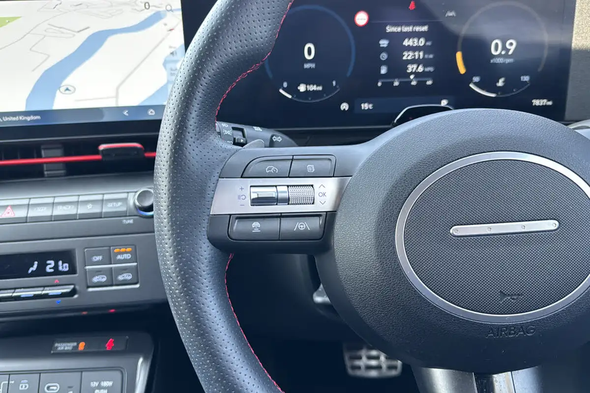 2024-hyundai-kona-10-t-gdi-n-line-s-120ps-dct-big-16