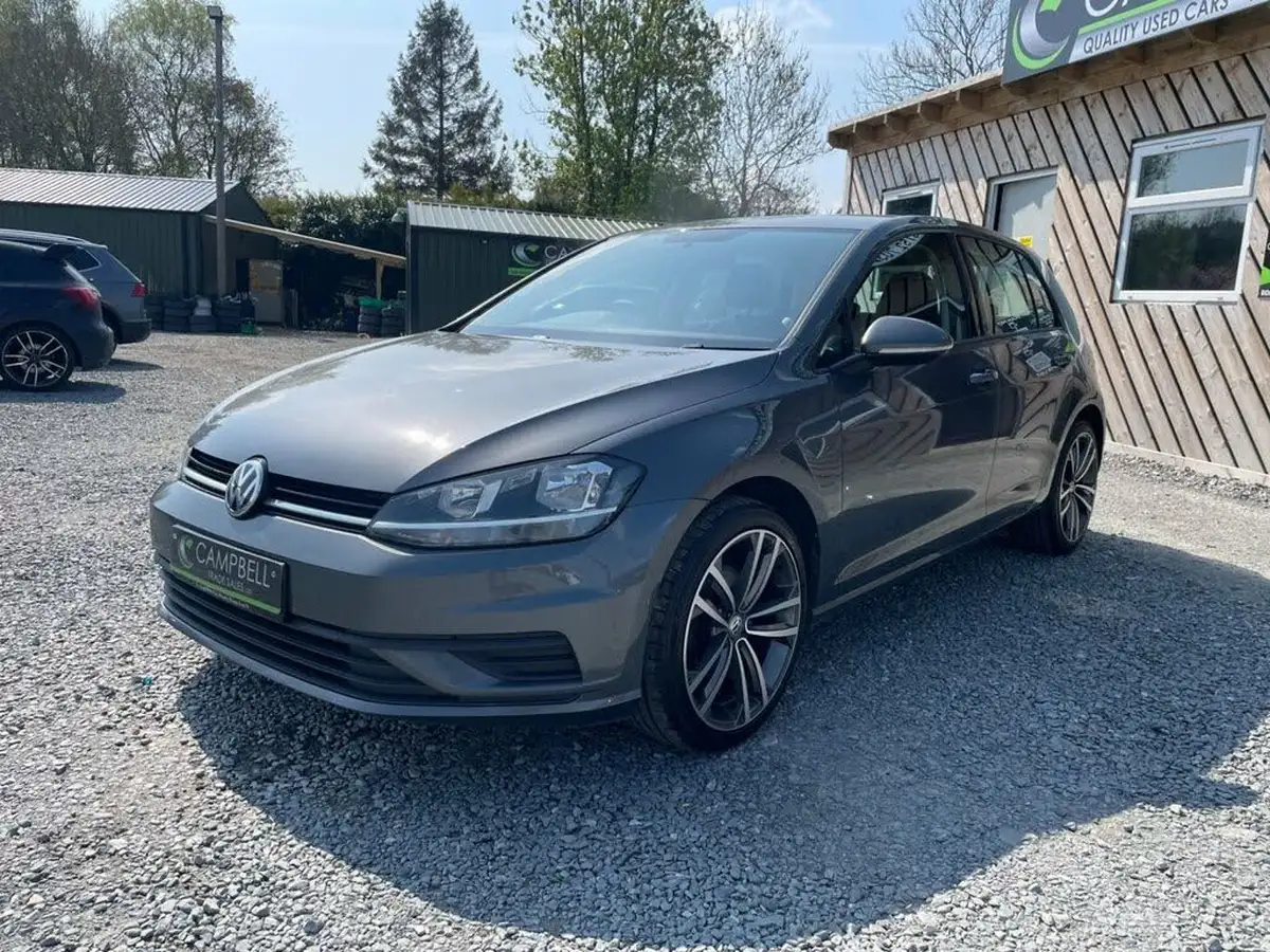 2019-volkswagen-golf-16tdi-s-hatchback-5d-big-1