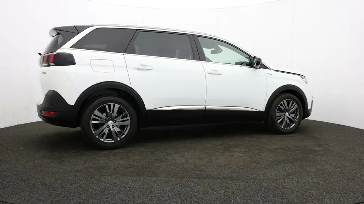 2020-peugeot-5008-suv-12-puretech-gt-line-big-35
