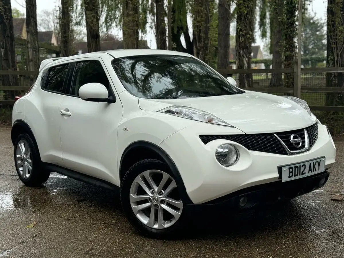 2012-nissan-juke-16-tekna-16v-1598cc-big-3