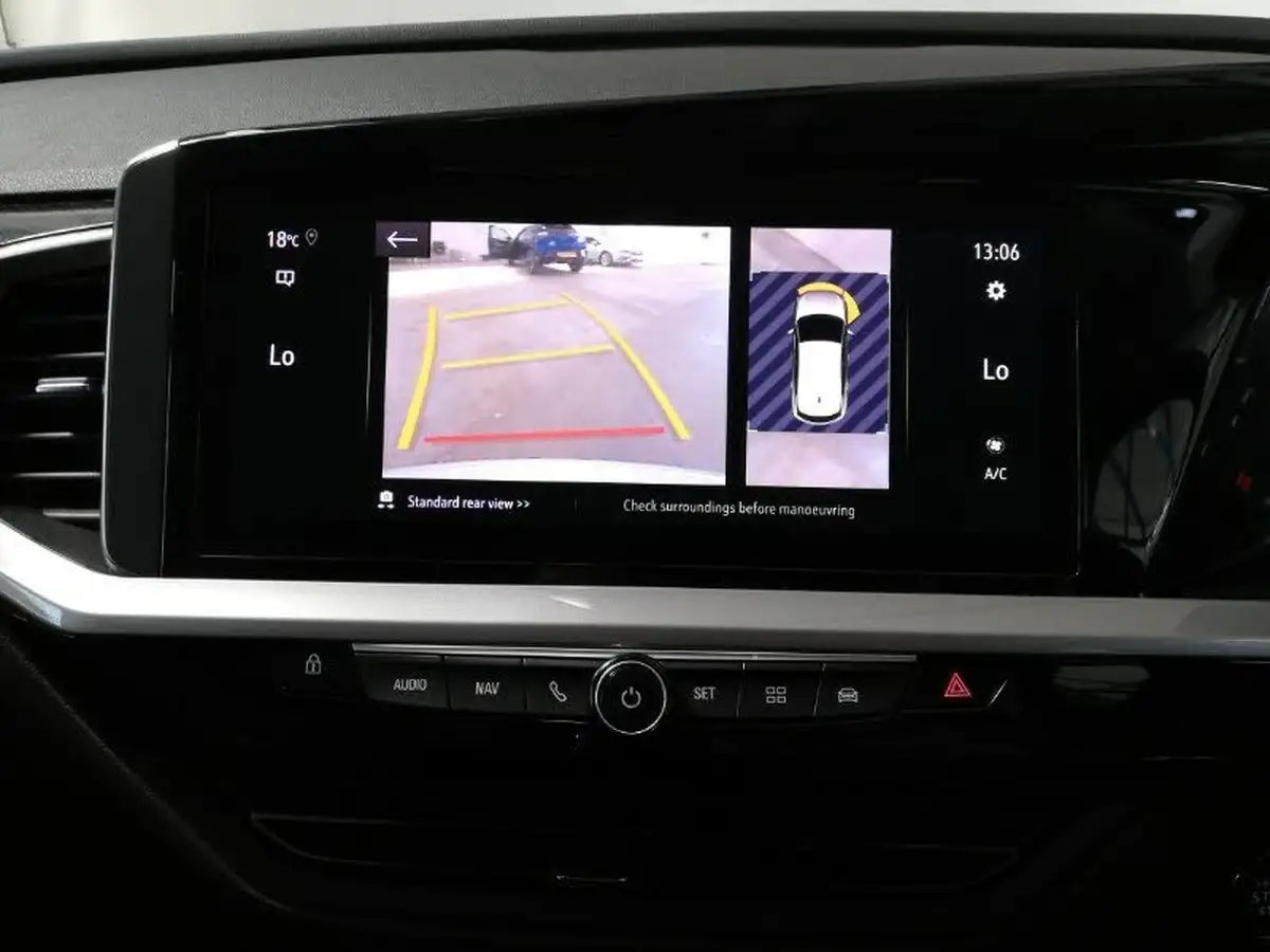 2023-vauxhall-grandland-12-ultimate-130ps-auto-big-9