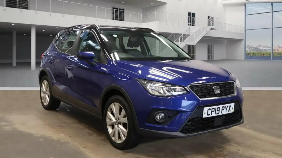 2019-seat-arona-16tdi-se-technology-lux-115ps-ss-big-0