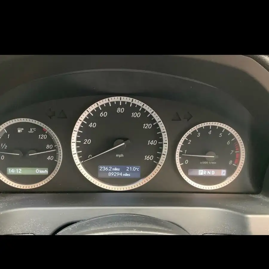 2010-mercedes-benz-c-class-16-c180-kompressor-sport-saloon-4d-auto-big-4
