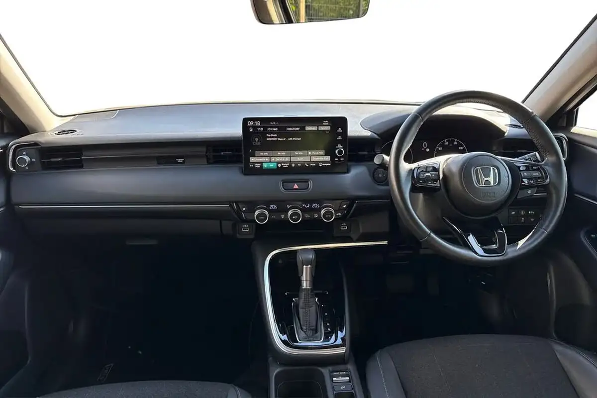 2022-honda-hr-v-15-i-mmd-advance-big-3