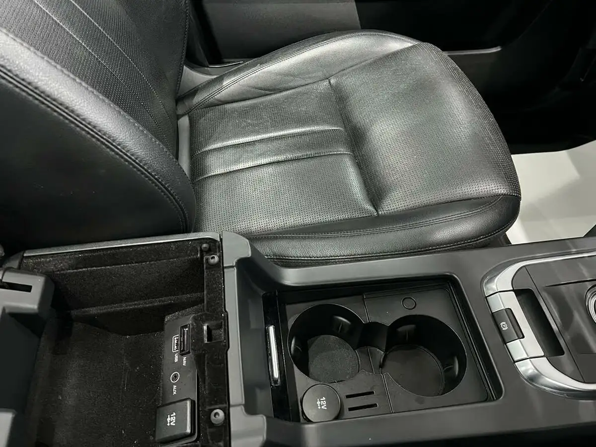 2019-land-rover-discovery-sport-20td4-landmark-big-32