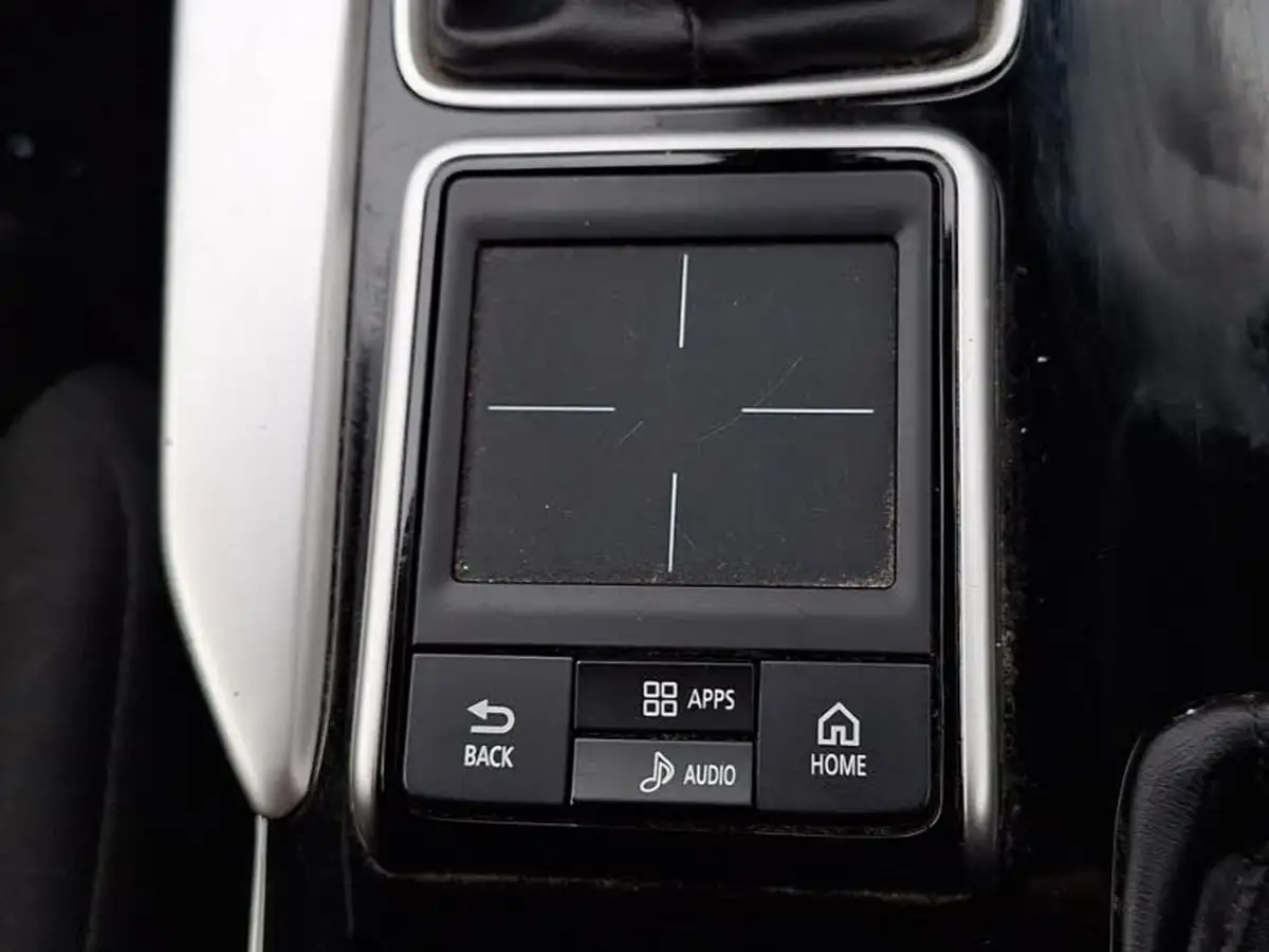 2018-mitsubishi-eclipse-cross-15-2-big-14