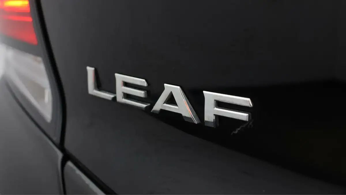 2020-nissan-leaf-e-n-connecta-big-20