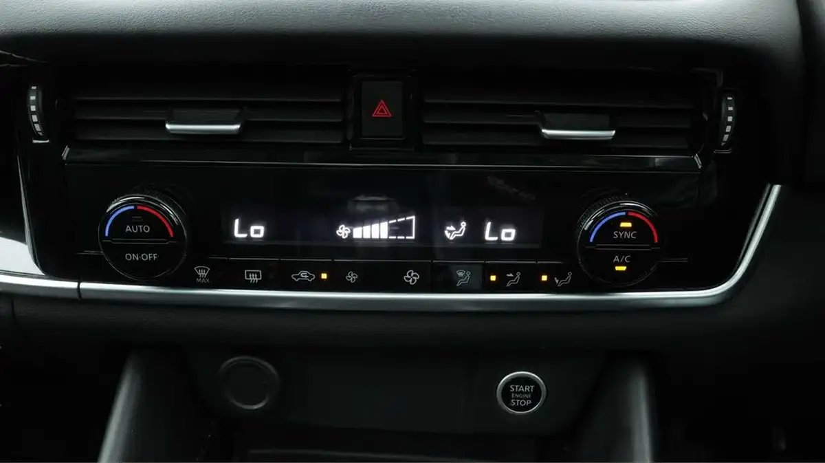 2022-nissan-qashqai-13-dig-t-n-connecta-140ps-big-12