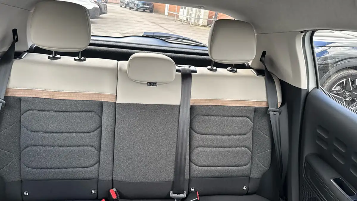 2024-citroen-c3-12-puretech-max-110ps-eat6-big-24