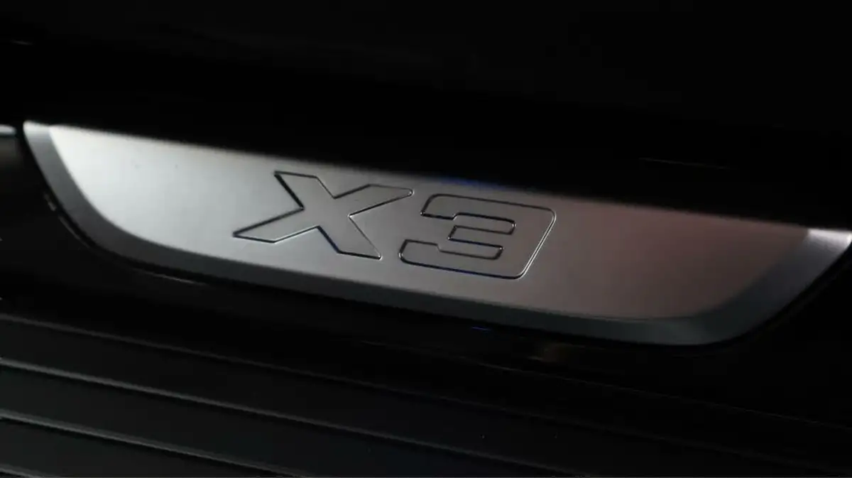 2021-bmw-x3-20-xdrive-30e-xline-big-24