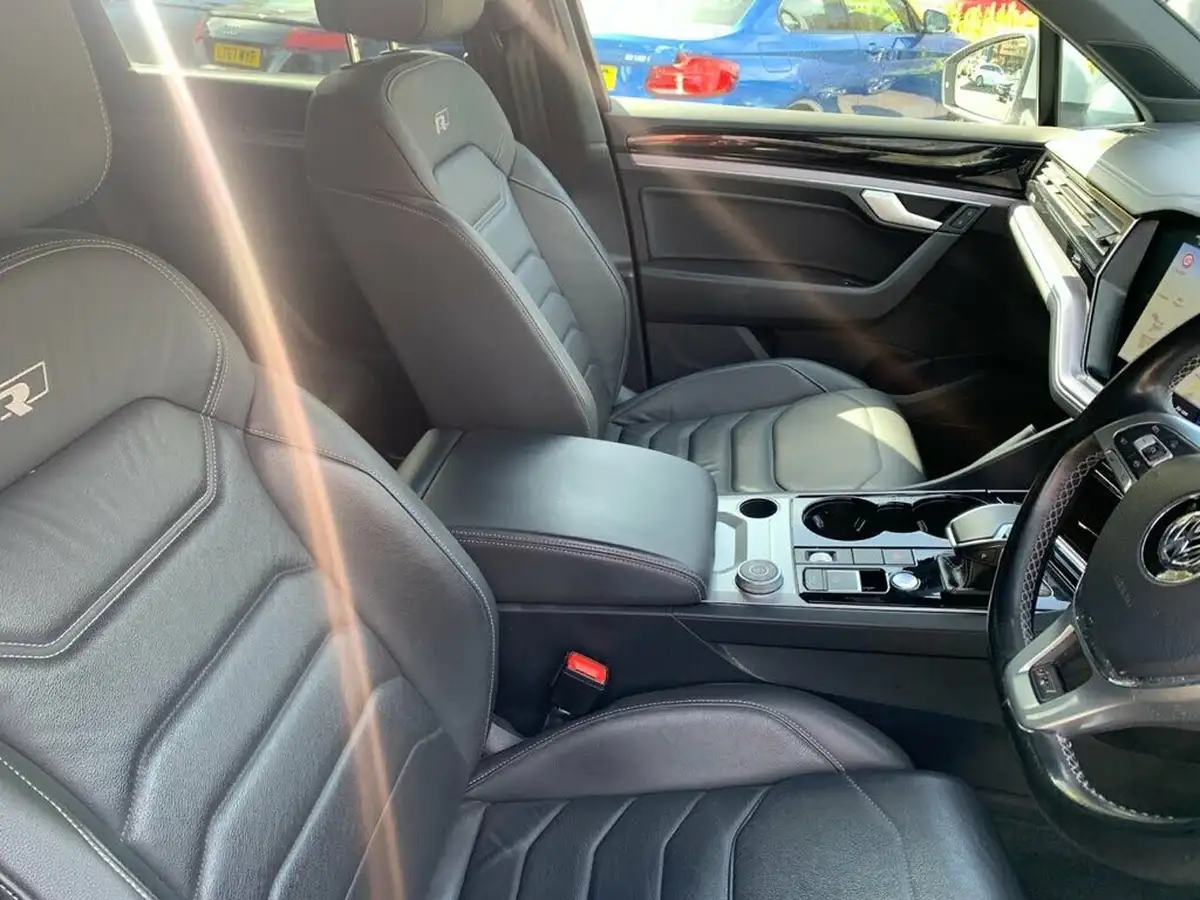 2019-volkswagen-touareg-30tdi-r-line-tech-286ps-big-11
