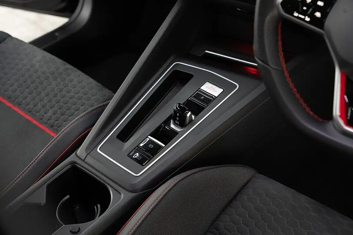 2021-volkswagen-golf-20-tsi-gti-clubsport-big-4