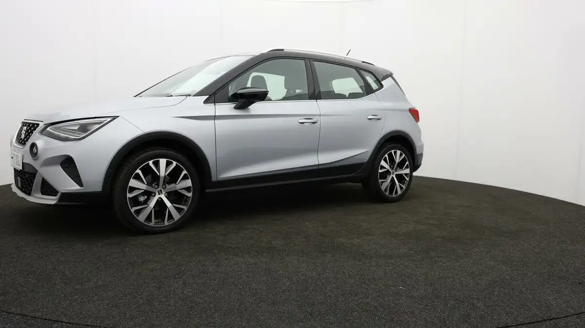 2023-seat-arona-10-tsi-xperience-lux-110ps-big-26