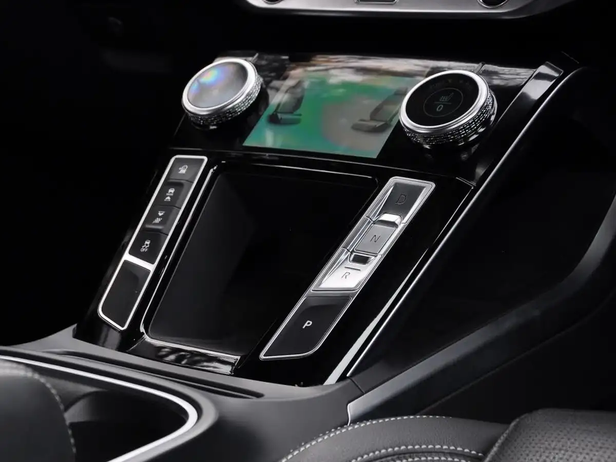 2021-jaguar-i-pace-ev400-hse-big-57