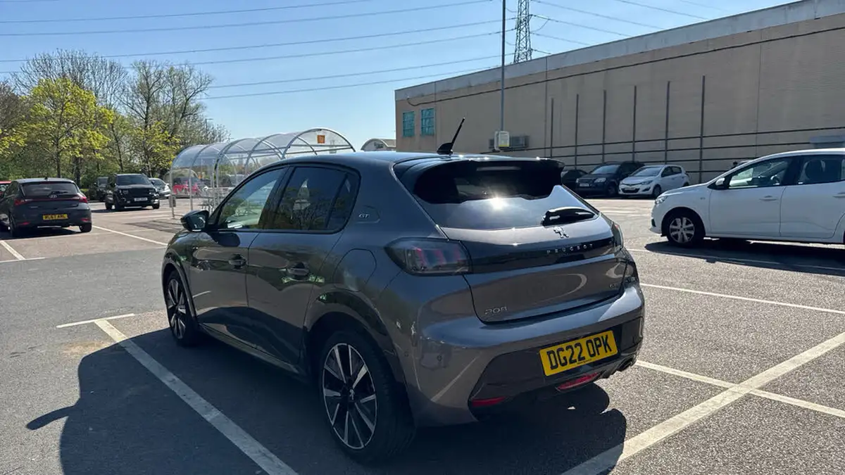 2022-peugeot-208-12-puretech-gt-100bhp-eat8-big-4