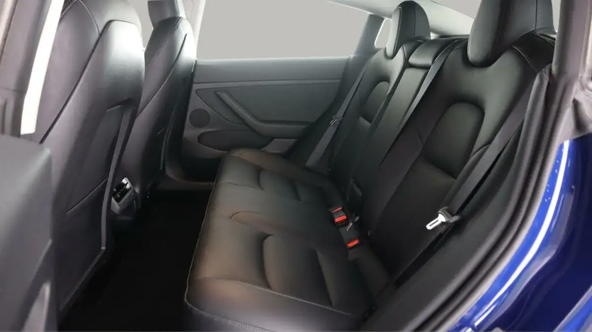 2021-tesla-model-3-e-long-range-awd-big-16