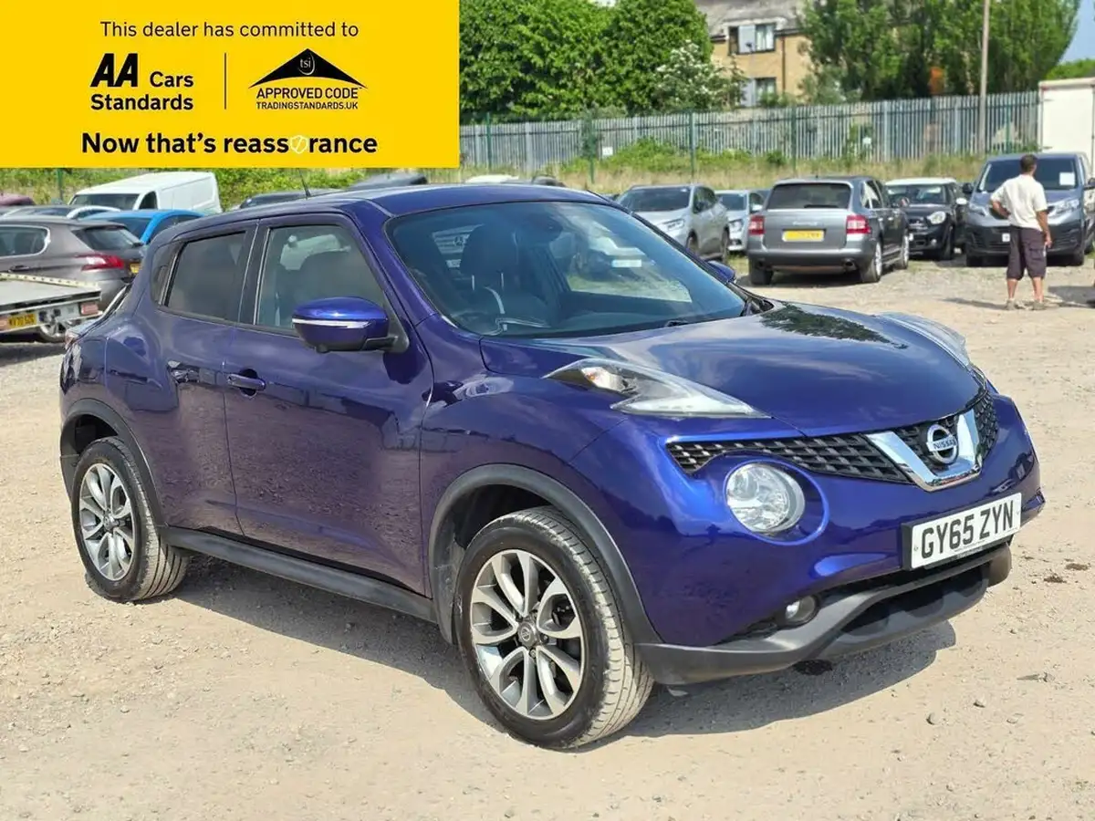 2015-nissan-juke-16-tekna-117ps-1598cc-xtronic-cvt-big-0