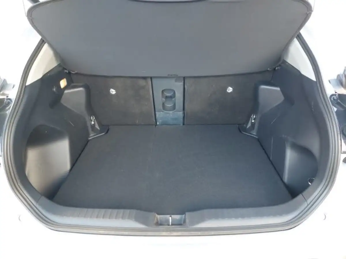 2022-toyota-yaris-cross-15-vvt-i-excel-big-7
