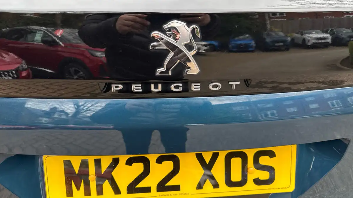 2022-peugeot-3008-suv-15-bluehdi-gt-eat8-big-25