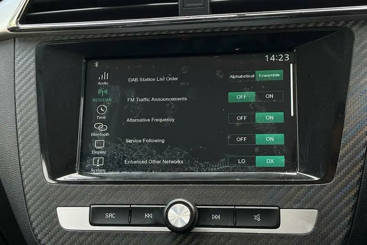 2018-mg-zs-suv-15-vti-tech-exclusive-big-25