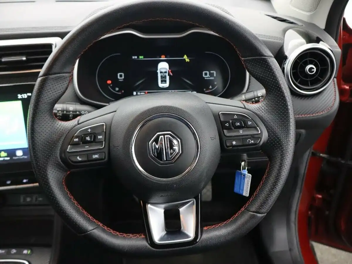 2022-mg-zs-suv-15-vti-tech-exclusive-big-15