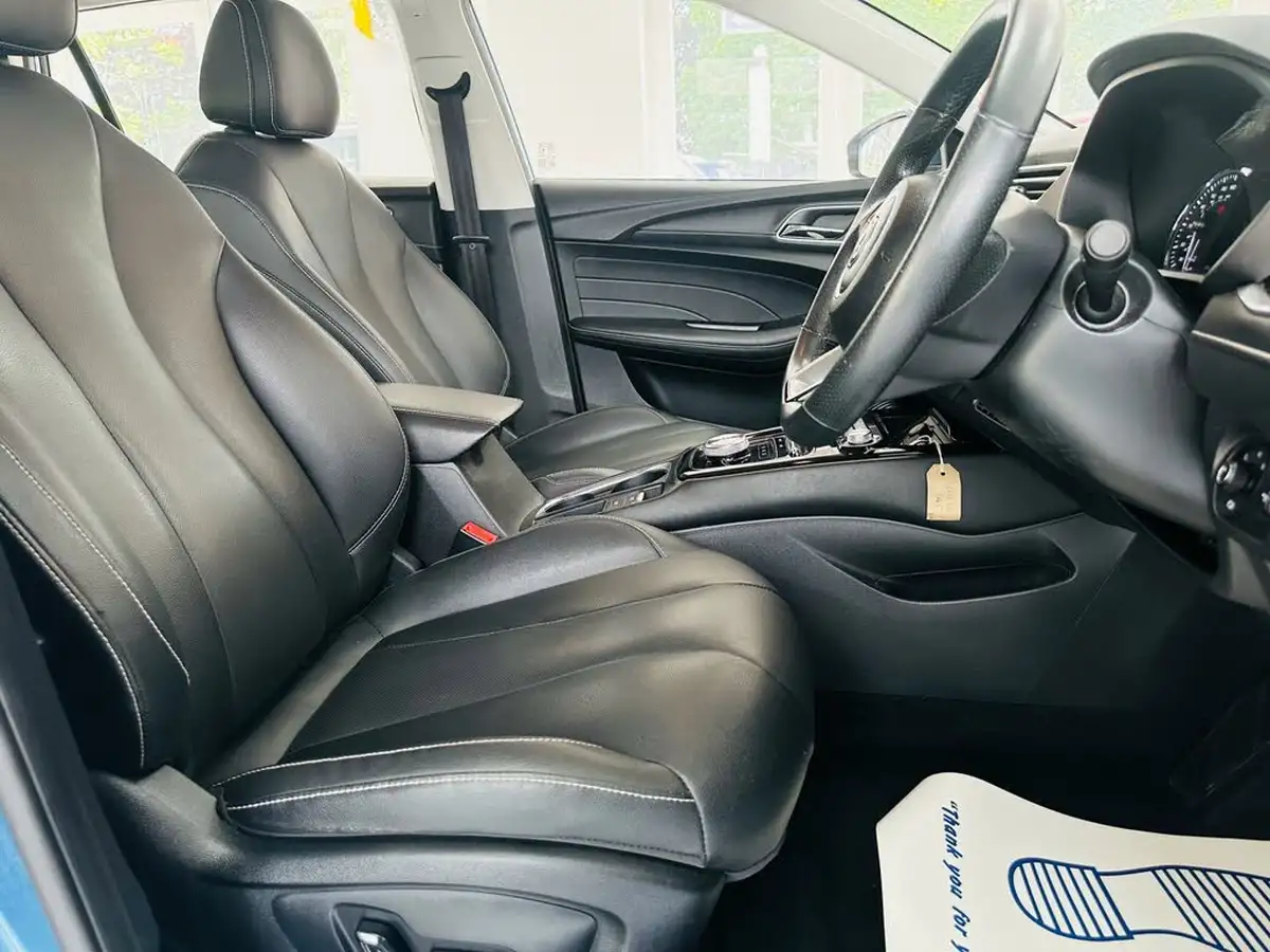 2022-mg-mg5-e-exclusive-ev-long-range-big-20
