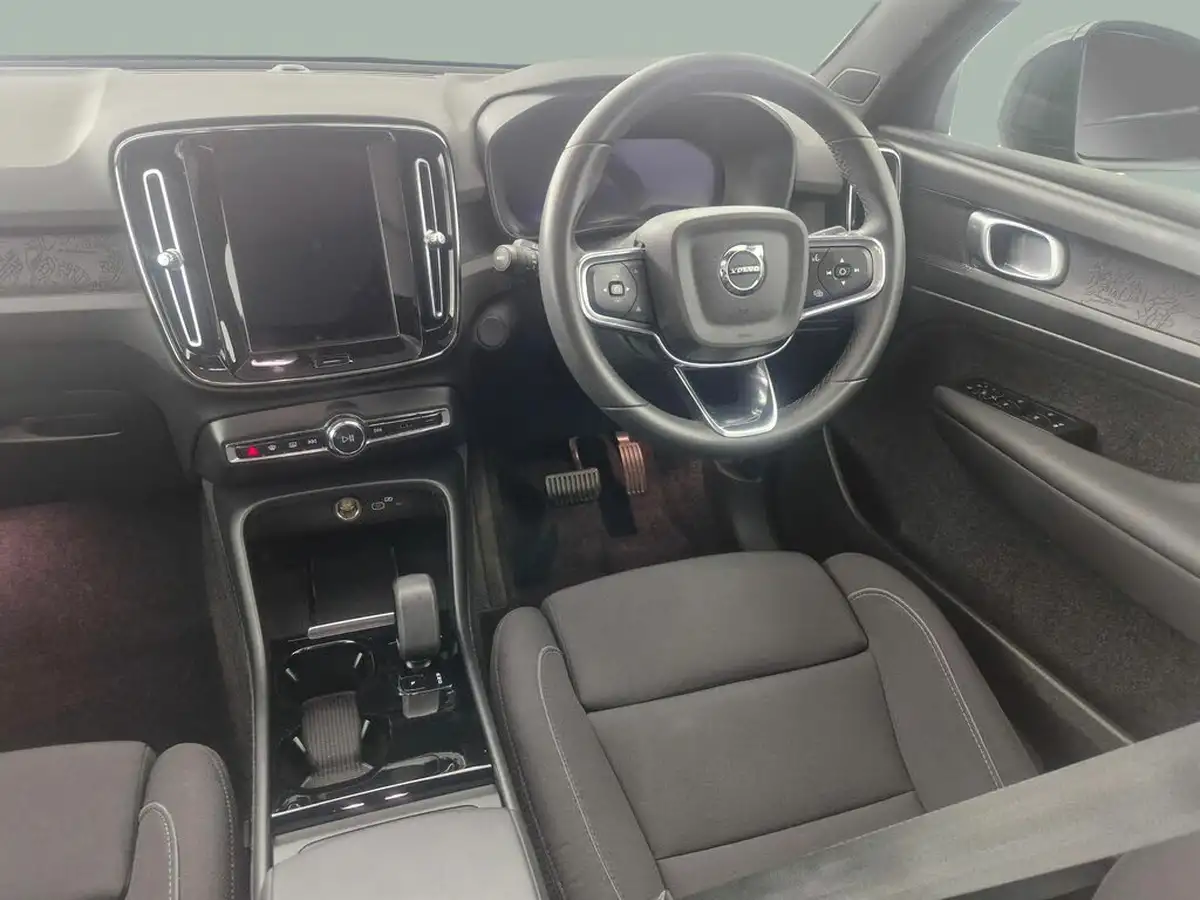 2023-volvo-c40-e-recharge-core-228bhp-big-24