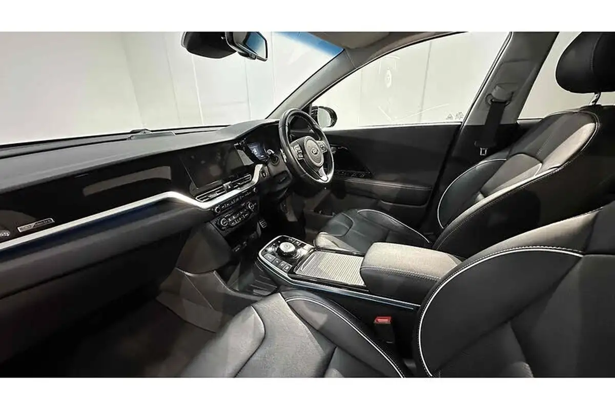 2021-kia-e-niro-ev-4-big-18