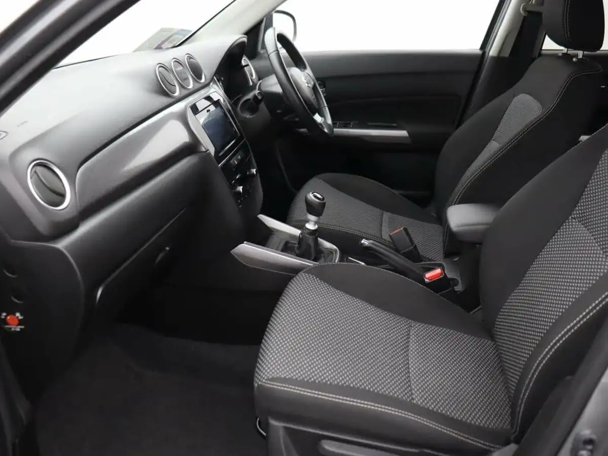 2020-suzuki-vitara-14-boosterjet-sz-t-129ps-mild-hybrid-big-12